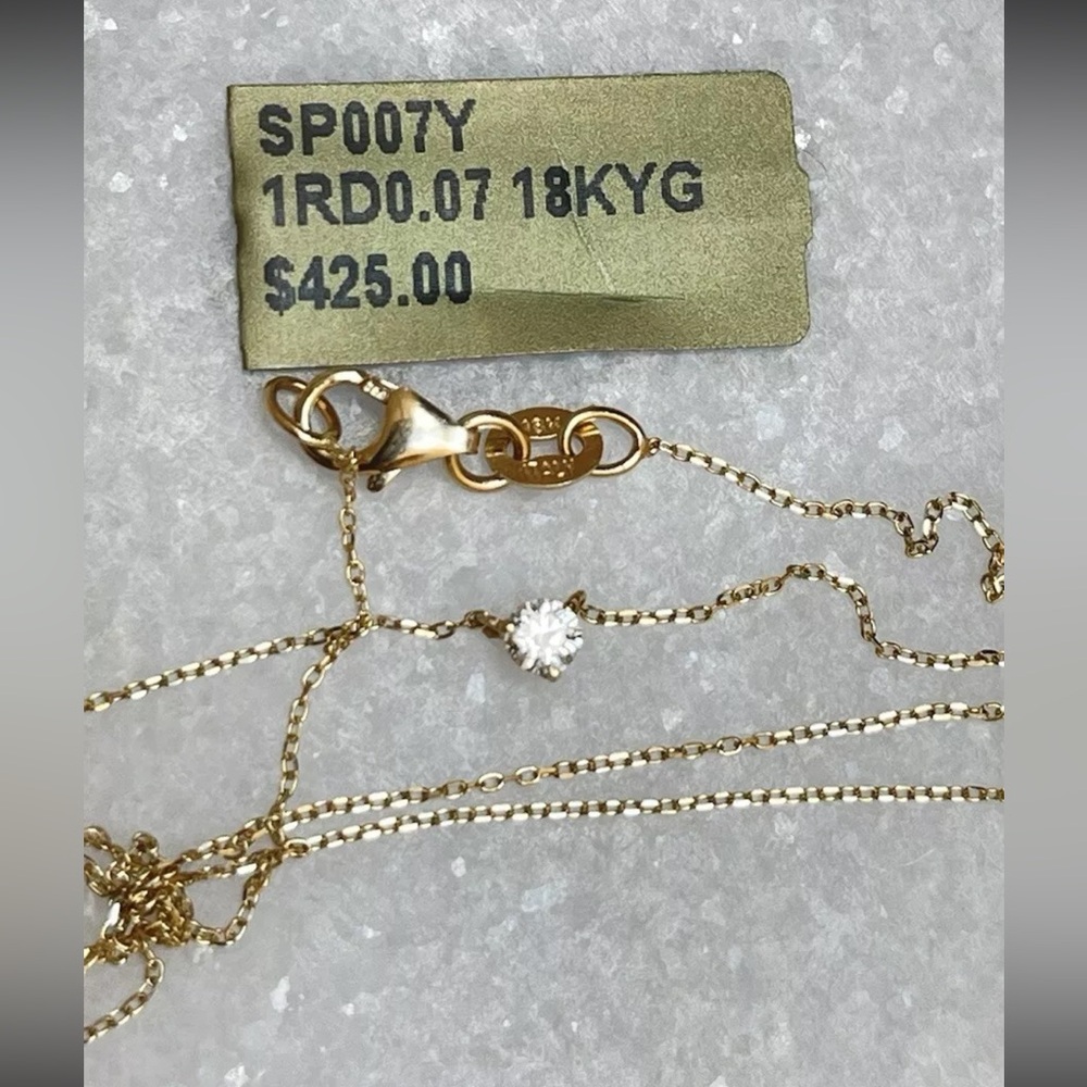 Bony Levy Icon Diamond Pendant Necklace 18k Yellow Gold - 16” & 18” - Picture 3 of 15